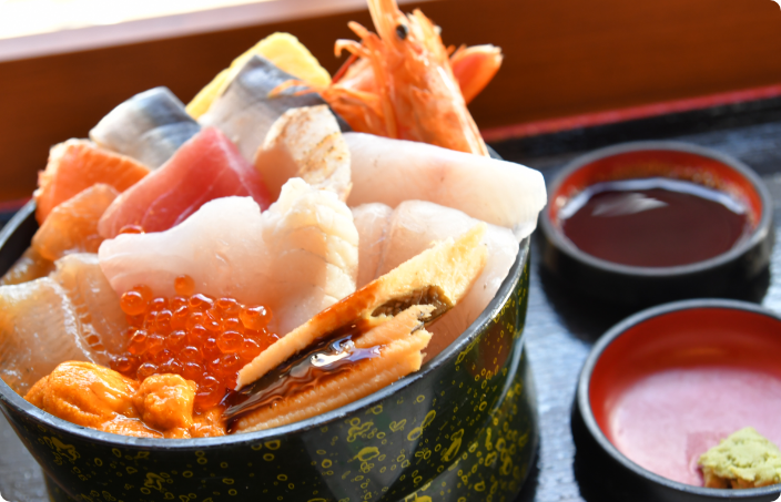 よつくら海鮮丼